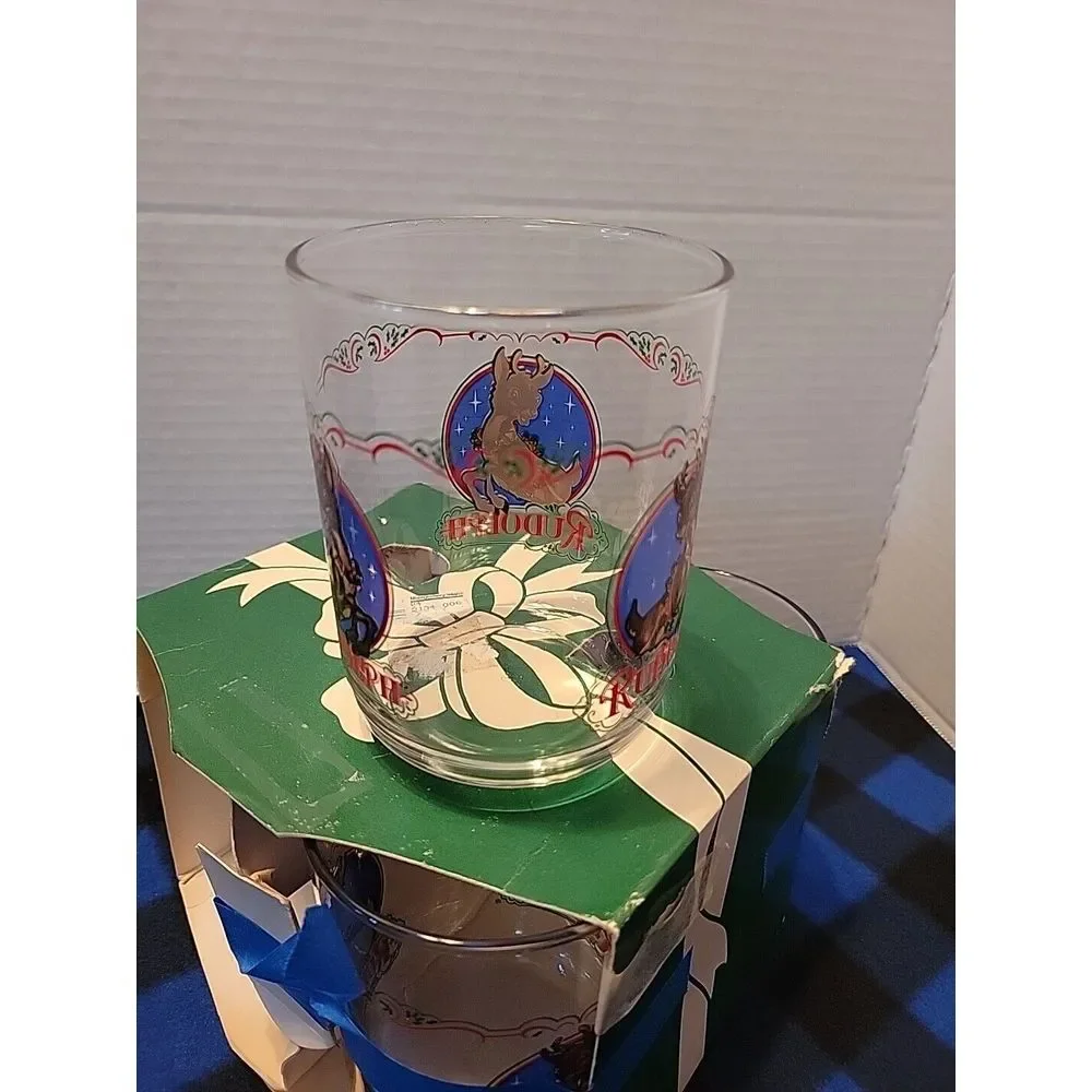 4 Vtg  Libbey Rudolph The Red Nose Reindeer Glasses 4